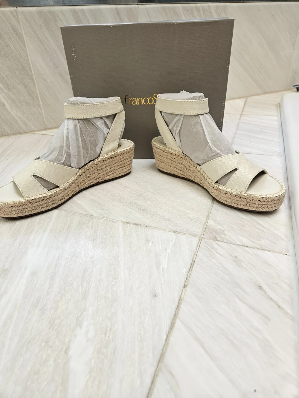 Franco Sarto Cream Espadrille Wedge Sandals with Ankle Strap Size 8...NW